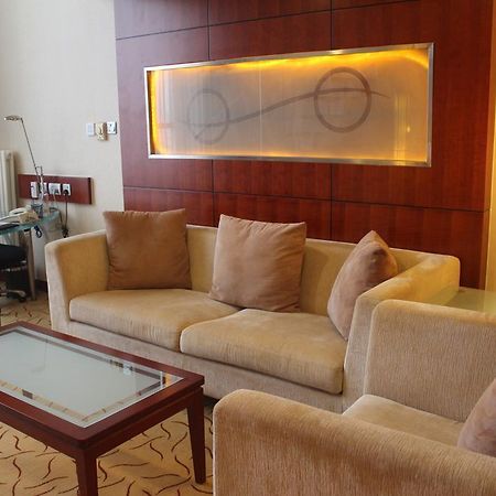Ariva Beijing West Hotel Pequim Exterior foto