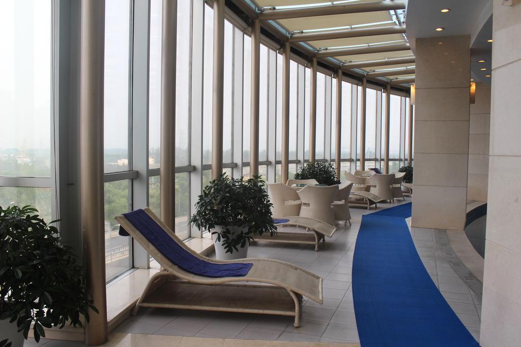 Ariva Beijing West Hotel Pequim Exterior foto