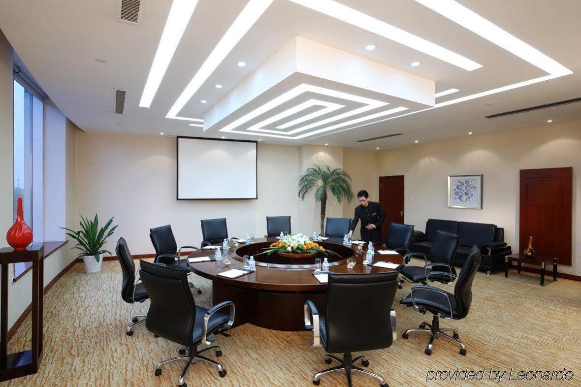 Ariva Beijing West Hotel Pequim Exterior foto