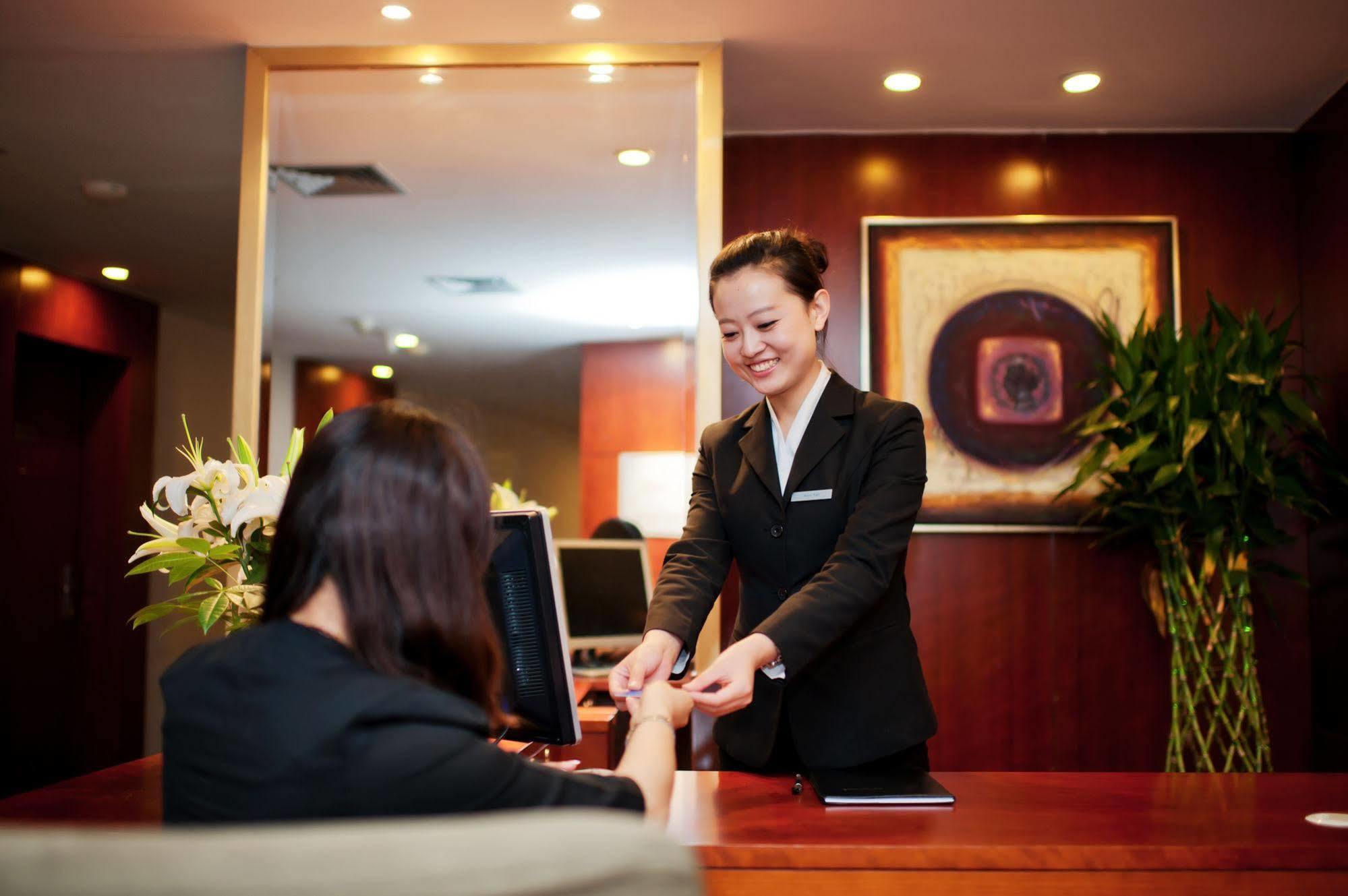 Ariva Beijing West Hotel Pequim Exterior foto
