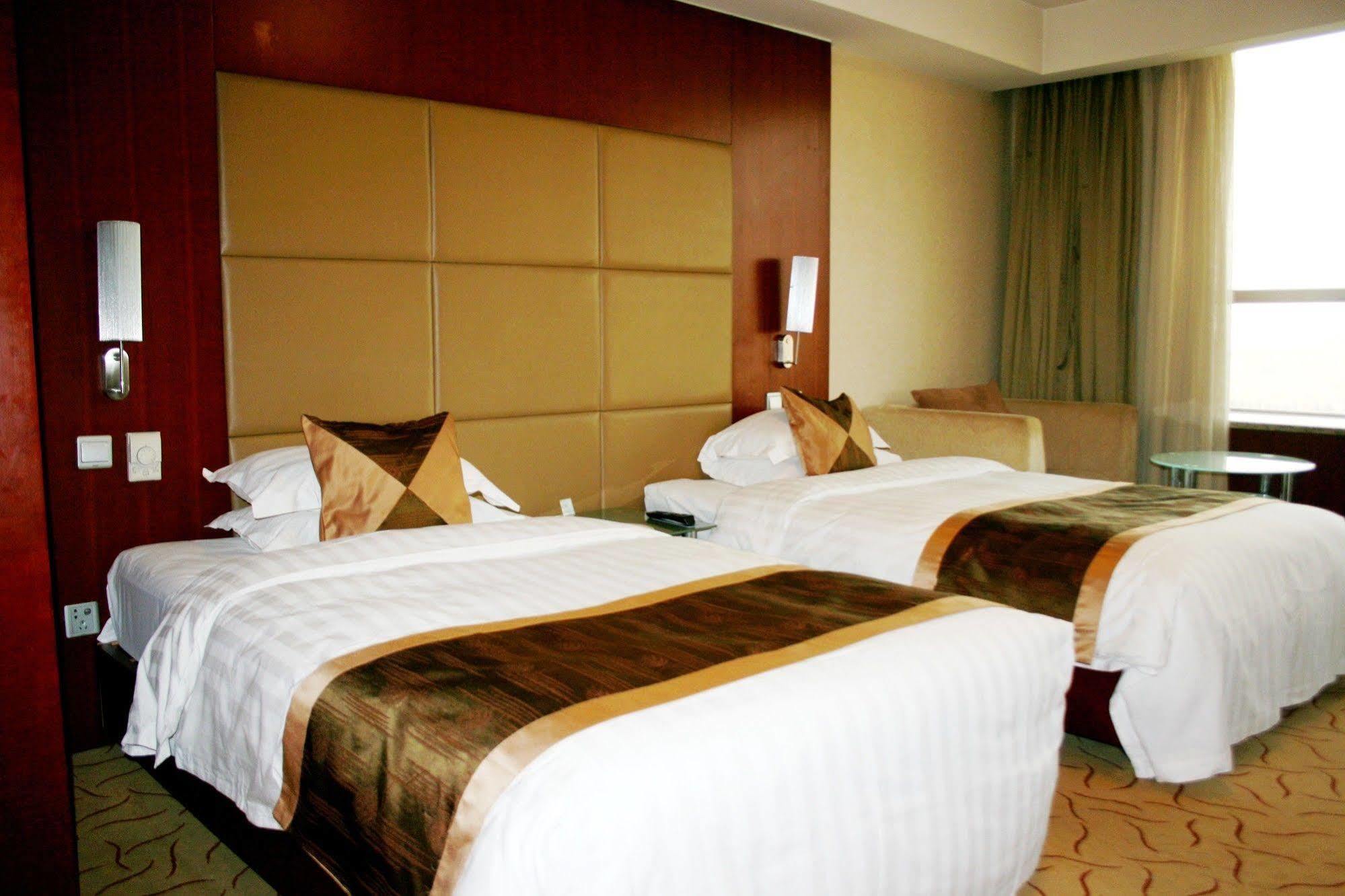 Ariva Beijing West Hotel Pequim Exterior foto